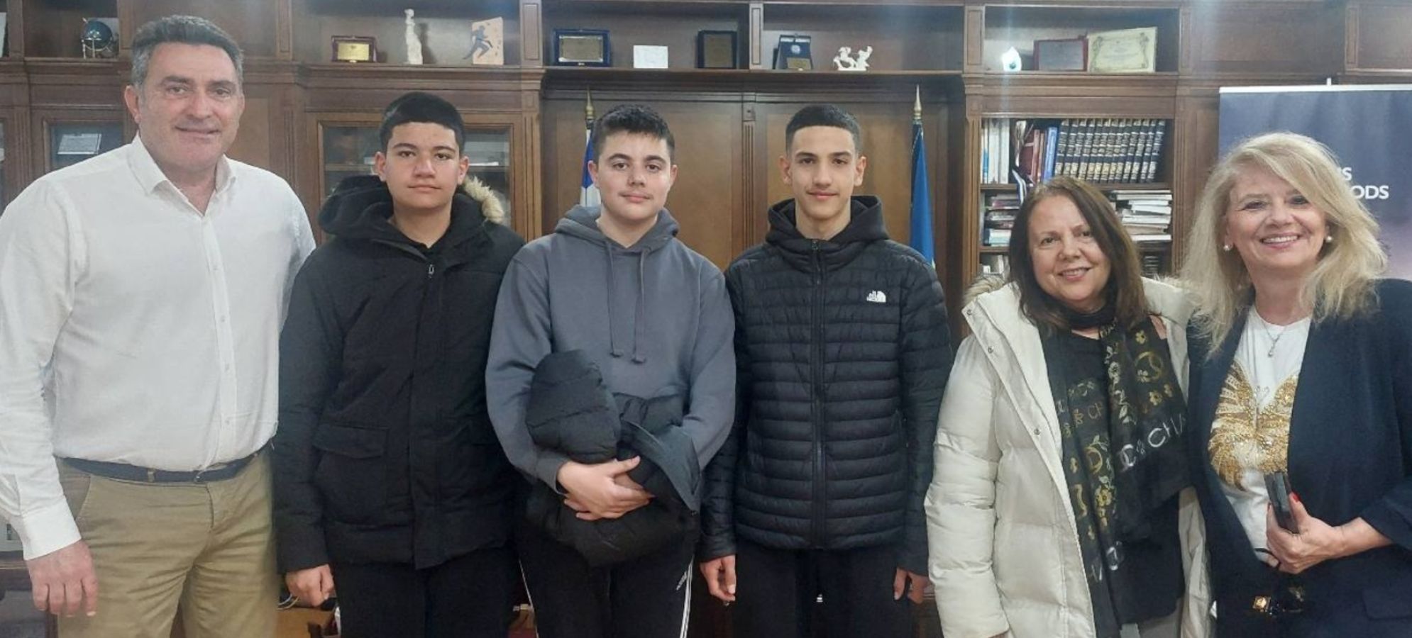 Διδακτική επίσκεψη μαθητών του Γυμνασίου Περαχώρας στο Δημαρχείο Λουτρακίου